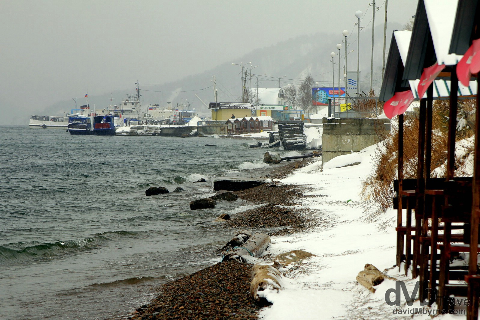  A wintry day on the shores of Lake Baikal from the village of Listvyanka, Irkutsk Oblat, Russia. November 9th 2012.