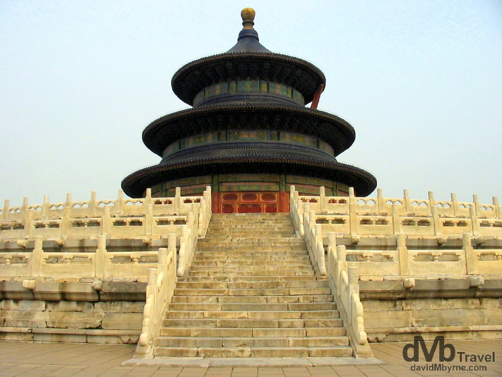 The stunning Hall of Prayer for Good Harvests in the Temple of Heaven complex, Beijing, China. August 24th, 2004
