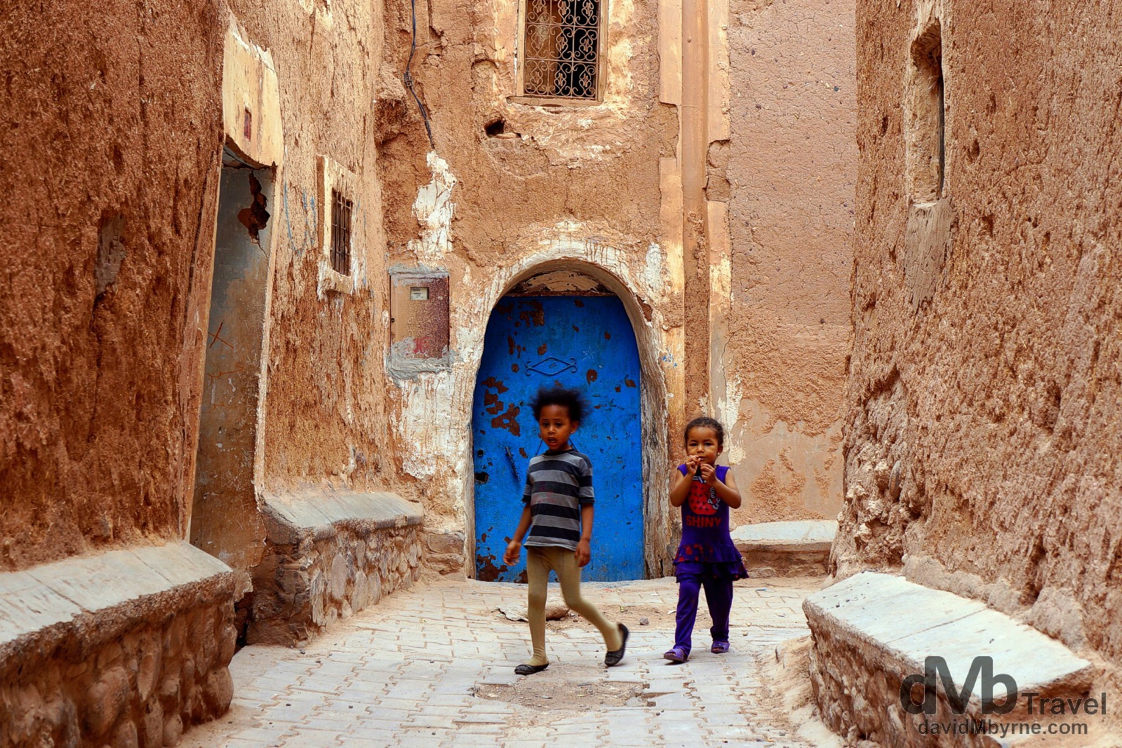 Kids in the lanes of the Kasbah Taourirt in Ouarzazate, Morocco. May 13th, 2014.