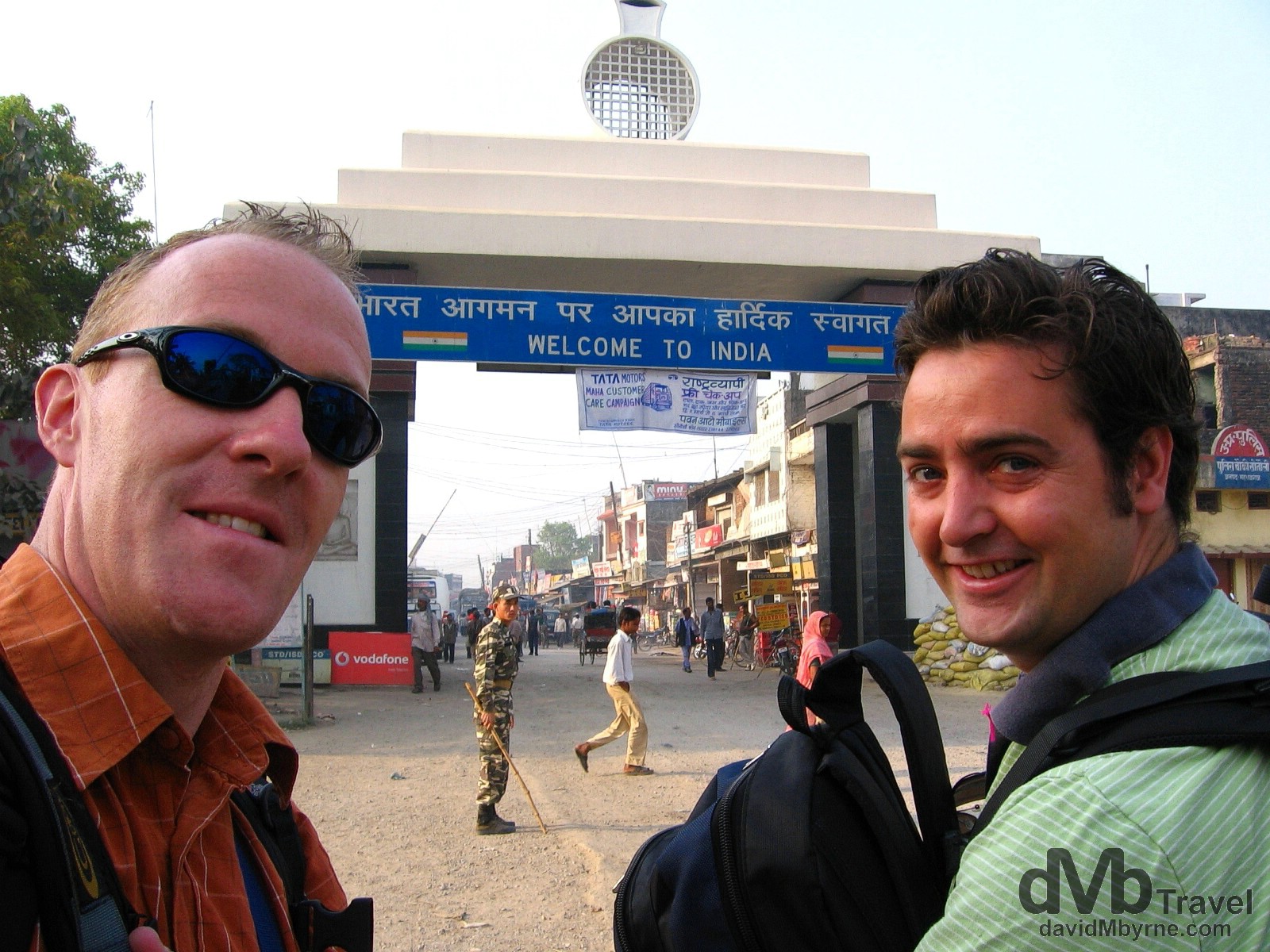 Crossing into India at Sunauli on the Nepal India border. March 16, 2008.