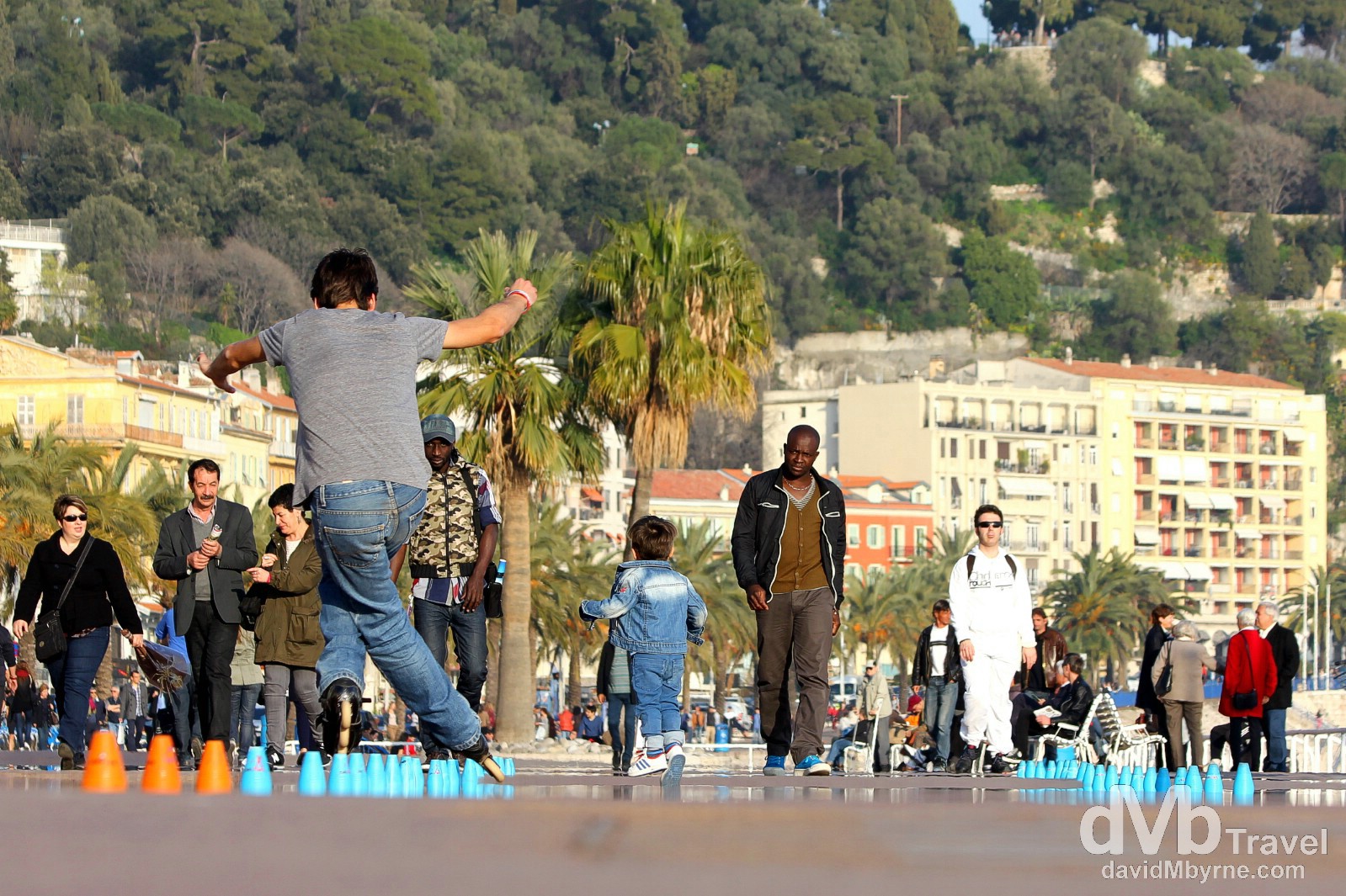Activity on the beachfront Promenade des Anglais, Nice, Côte d'Azur, France. March 14, 2014.