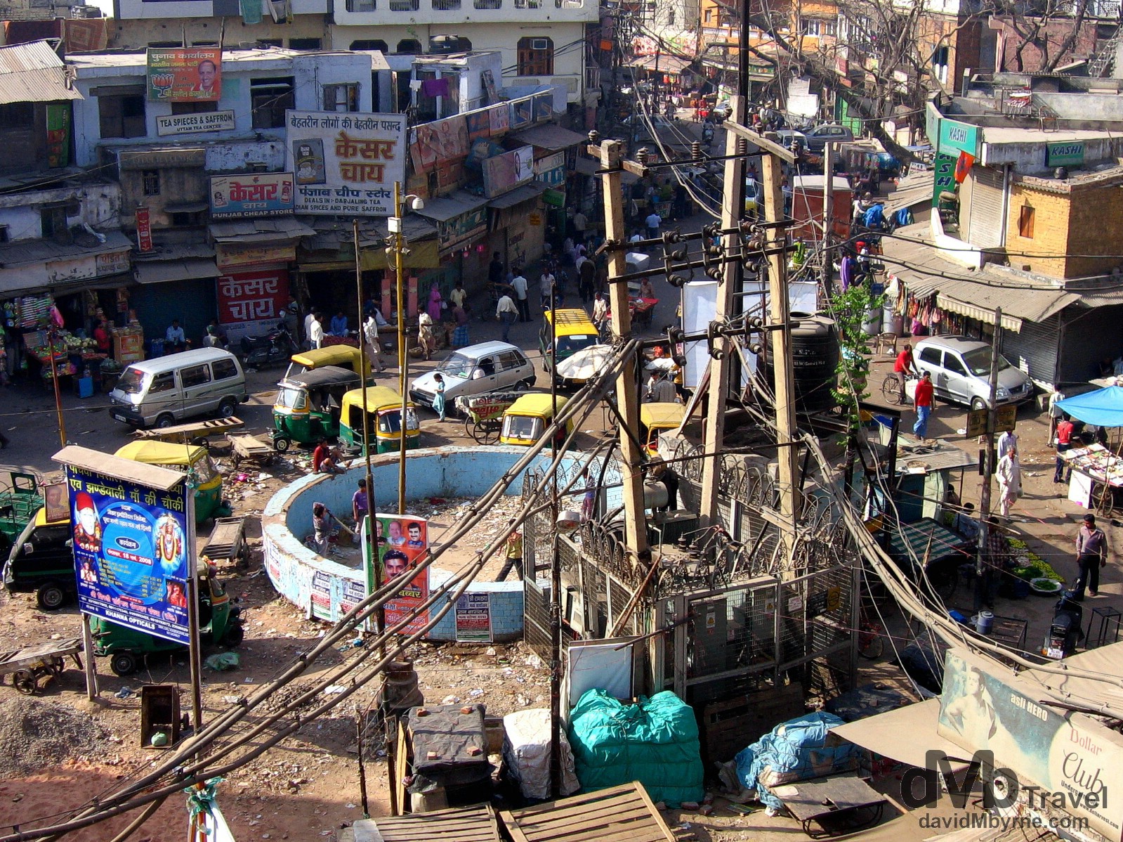 Main Bazaar in the travellers hangout of Paharganj in Delhi, India. March 21, 2008.