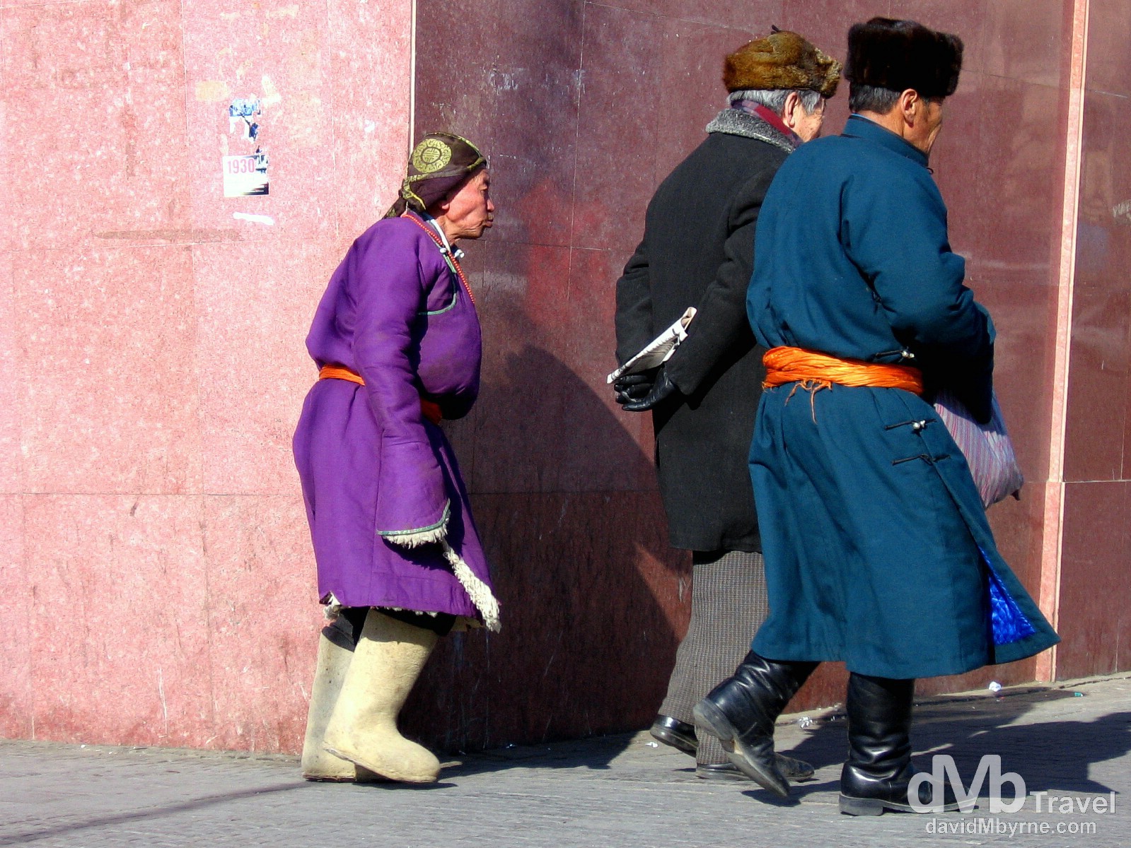 Locals walking the freezing cold streets of Ulan Bator, Mongolia. February 16, 2006. 