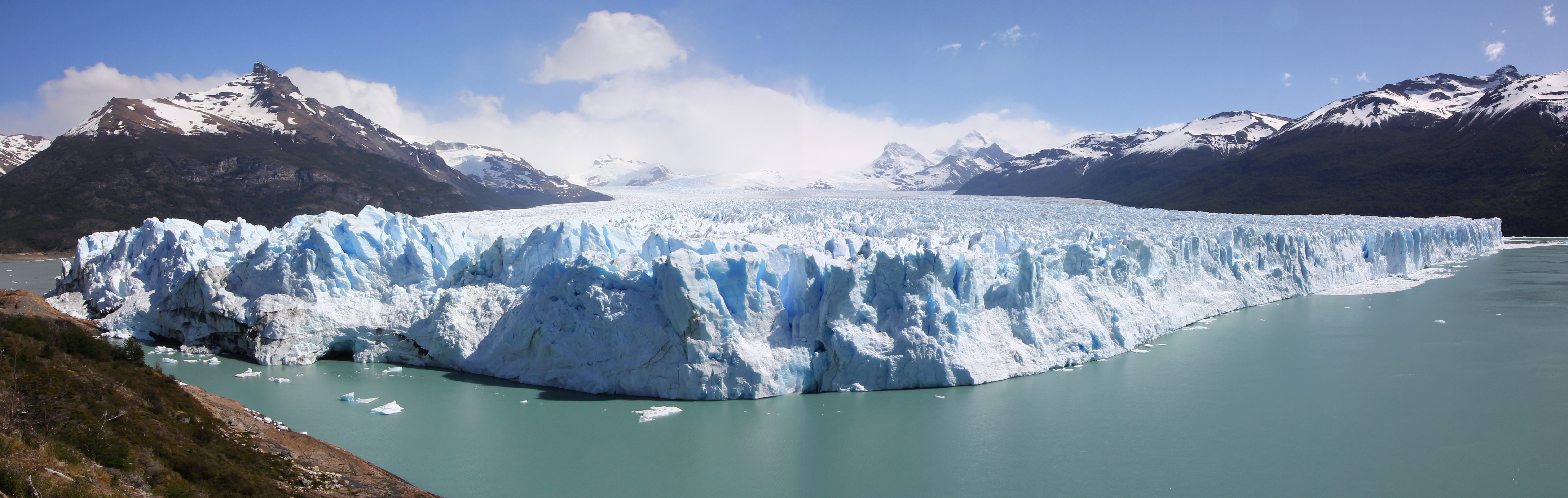 A panorama of the 5 kilometre-wide, 60 metre-high front face of the Perito Moreno Glacier in Lago Argentino, Parque Nacional Los Glaciares, Patagonia, Argentina. November 2, 2015.