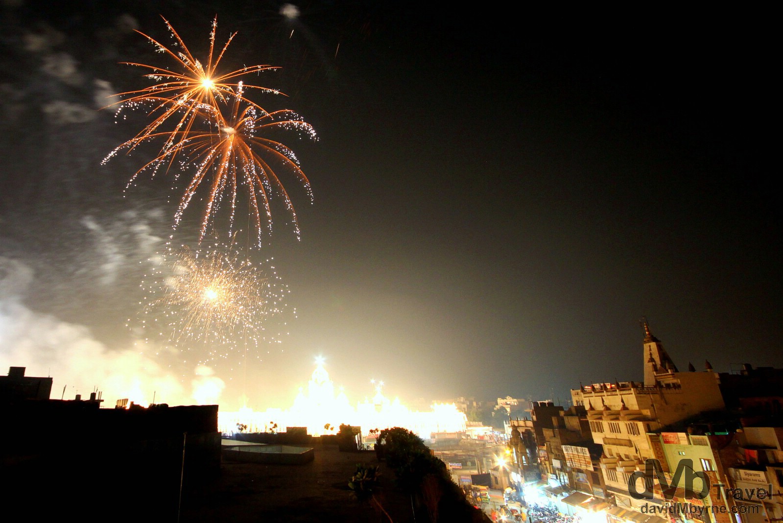 Fireworks over the Golden Temple on the eve of the 4th Gurus birthday. Amritsar, India. October 8th 2012.