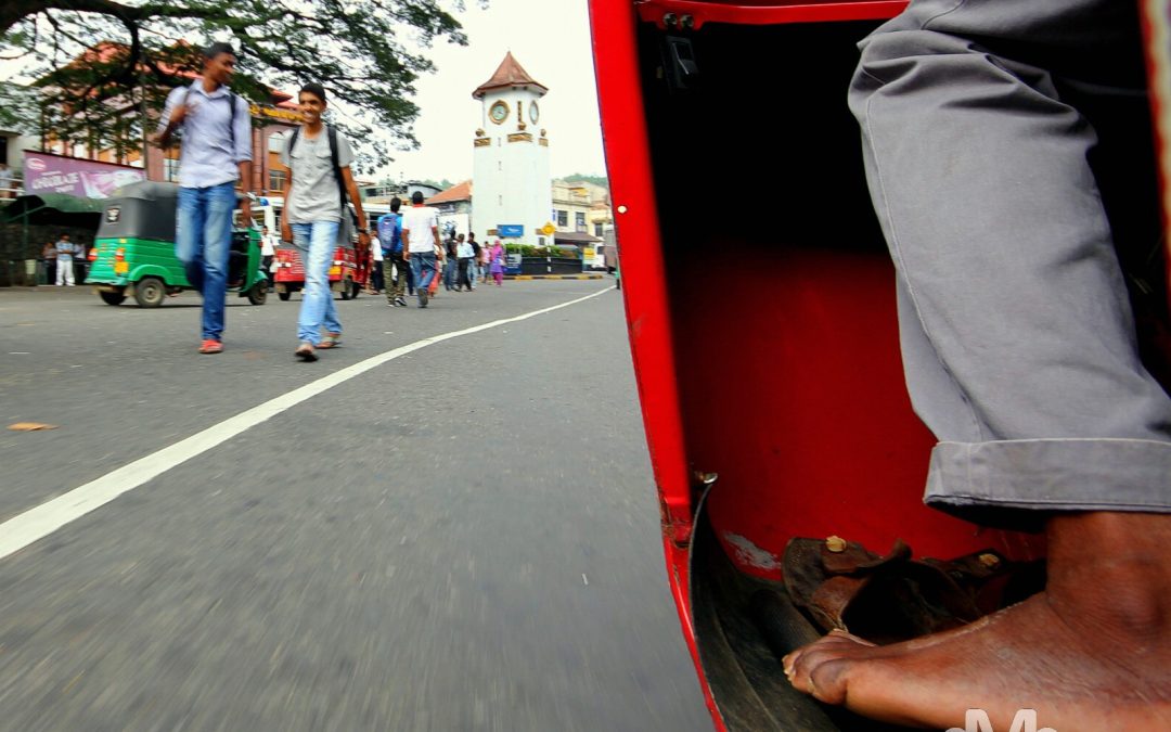 Tuk Tuk, Kandy, Sri Lanka - Worldwide Destination Photography & Insights