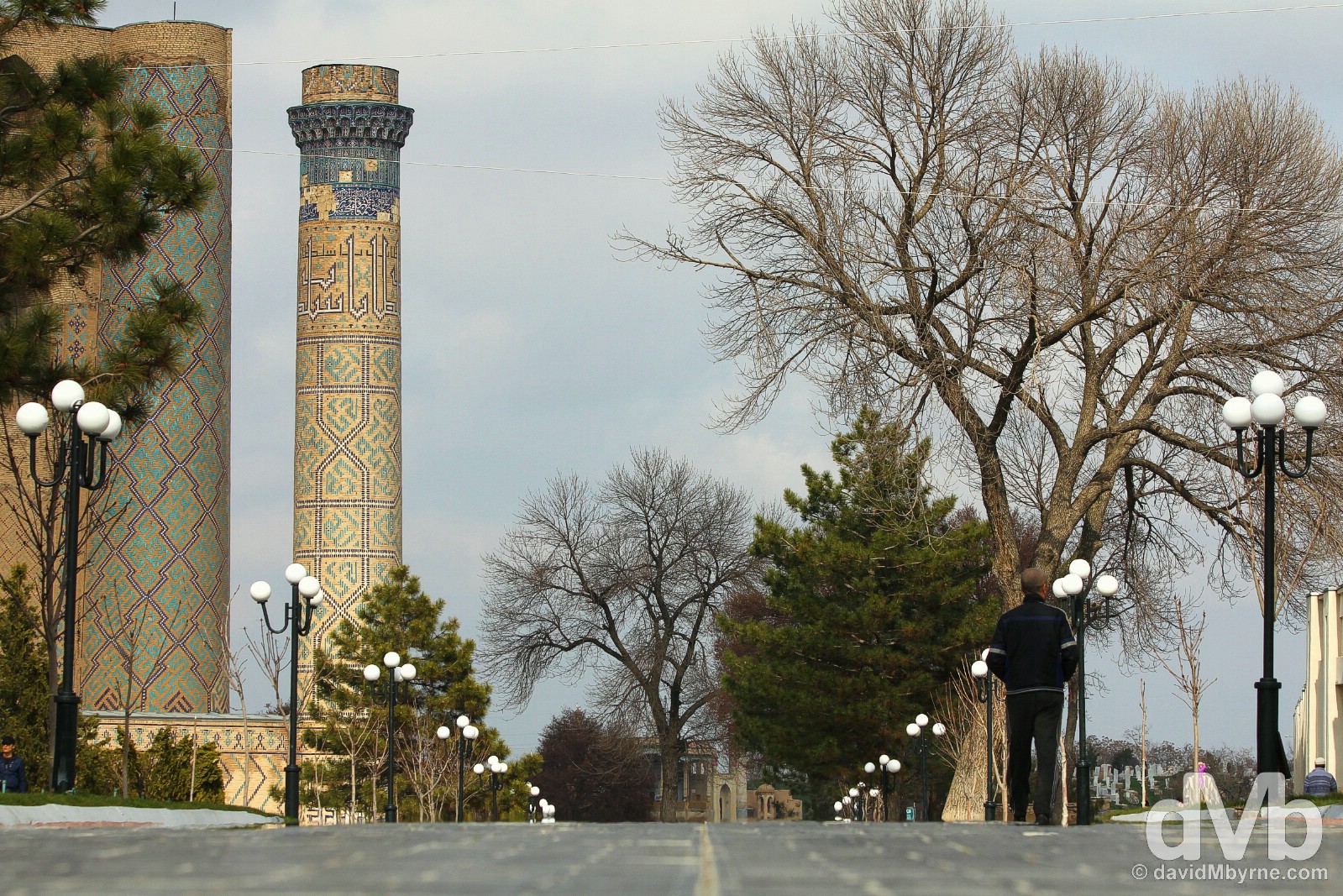 The new thoroughfare of Toshkent in the 'new' Samarkand, Uzbekistan. March 8, 2015.