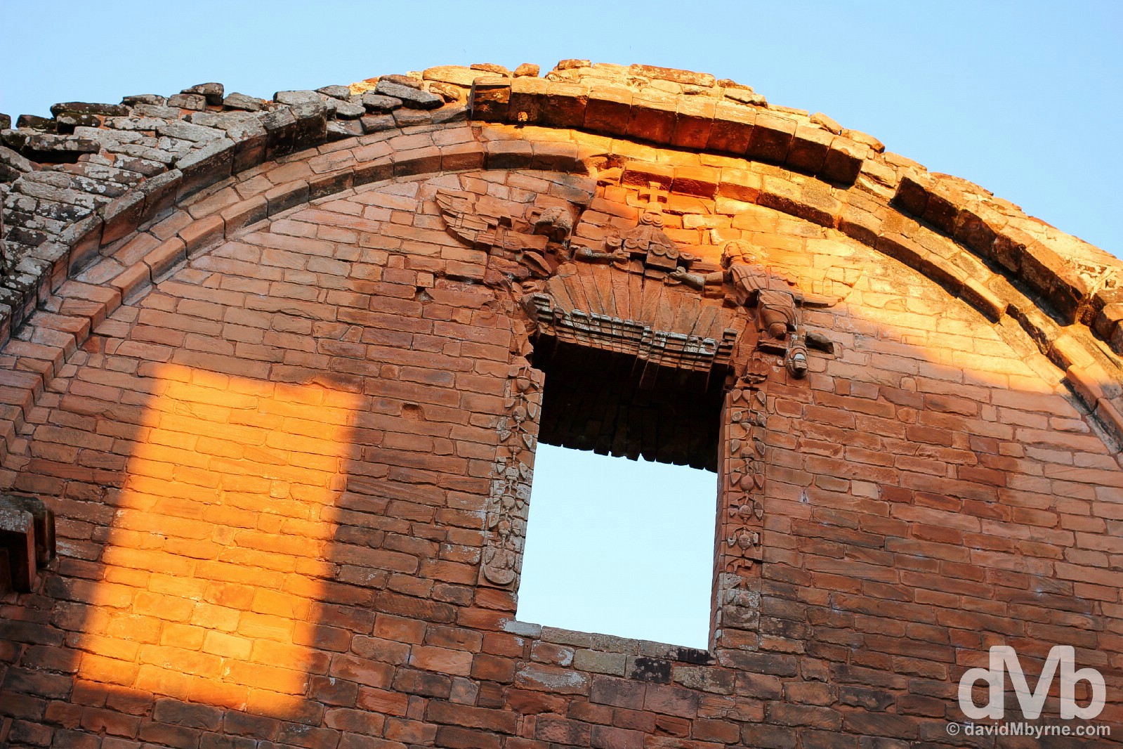 Sunset on a section of the upper walls of the Igelsa Mayor in the Jesuit Mission of La Santísima Trinidad de Paraná in southern Paraguay. September 14, 2015. 