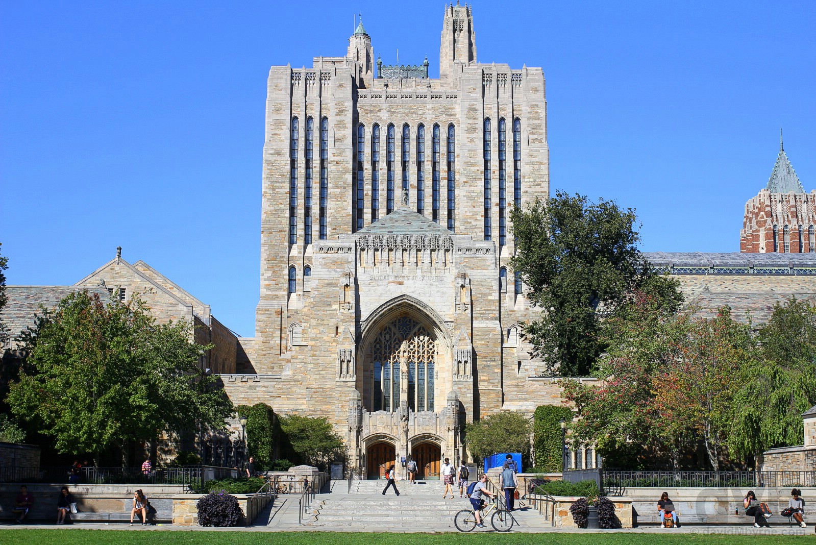 Cross Campus Yale University New Haven Connecticut Worldwide Cross Campus Yale University New Haven Connecticut Worldwide