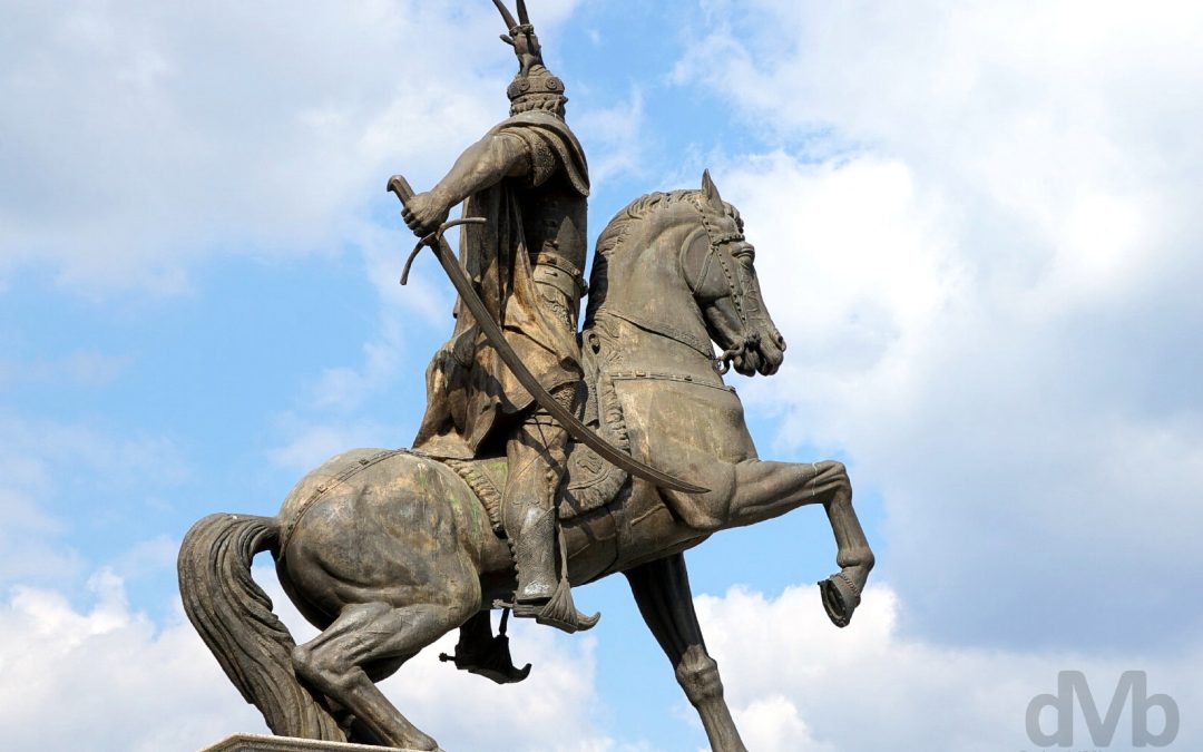 Skanderbeg statue pristina kosovo | Worldwide Destination Photography ...